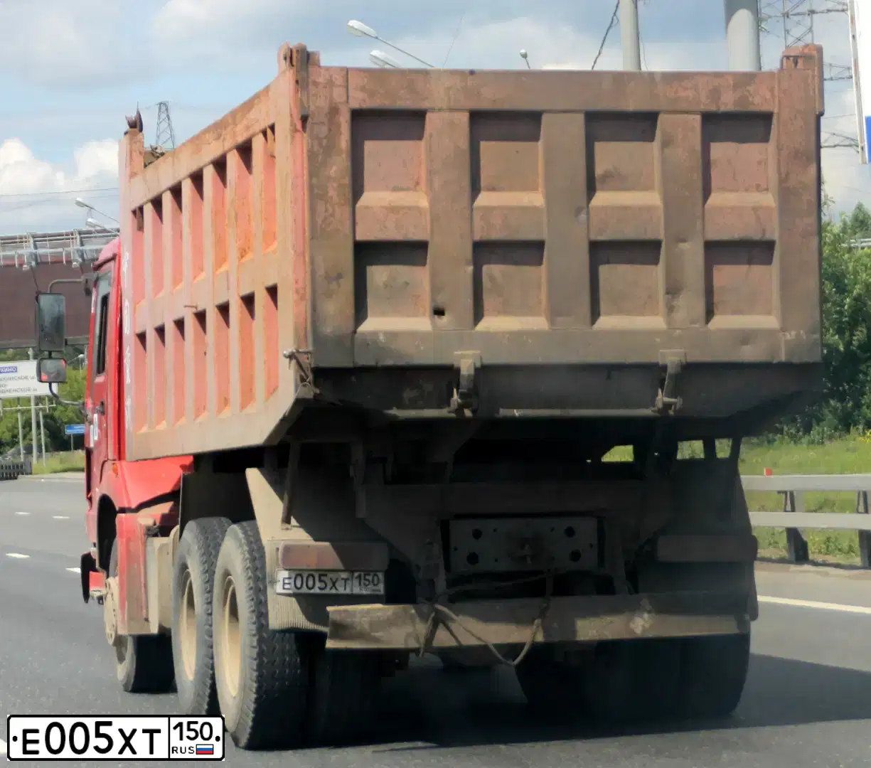 Фото автомобиля КС 45717К-1Р, 2011 — госномер В021КО06. Цвет: Оранжевый