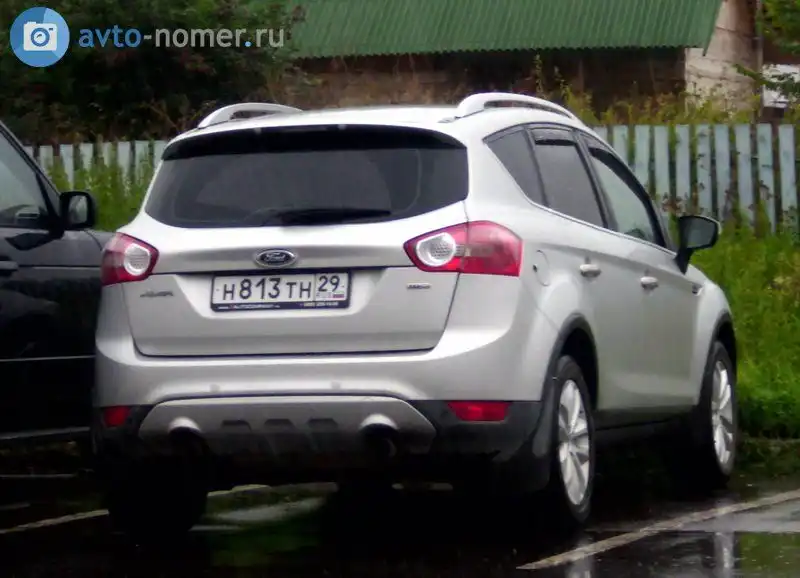 Фото автомобиля FORD KUGA, 2008 — госномер М565ВВ29. Цвет: СВЕТЛО-СЕРЫЙ