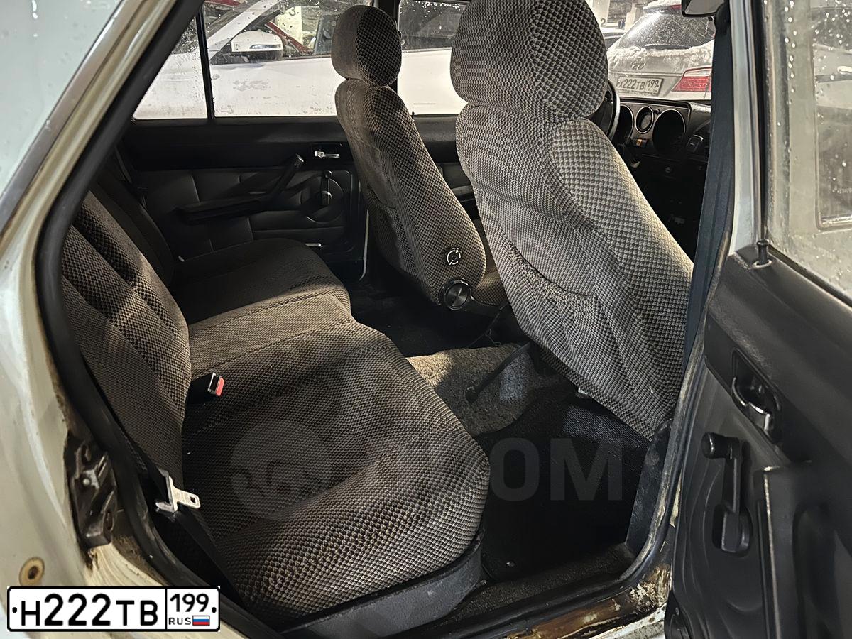Фото автомобиля MERCEDES-BENZ GLC 250 4 MATIC, 2015 — госномер С453КС977. Цвет: ЧЕРНЫЙ