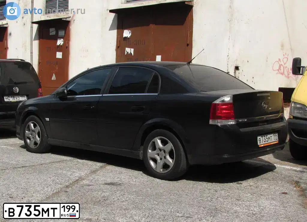 Фото автомобиля OPEL VECTRA, 2007 — госномер В735МТ199. Цвет: ЧЕРНЫЙ