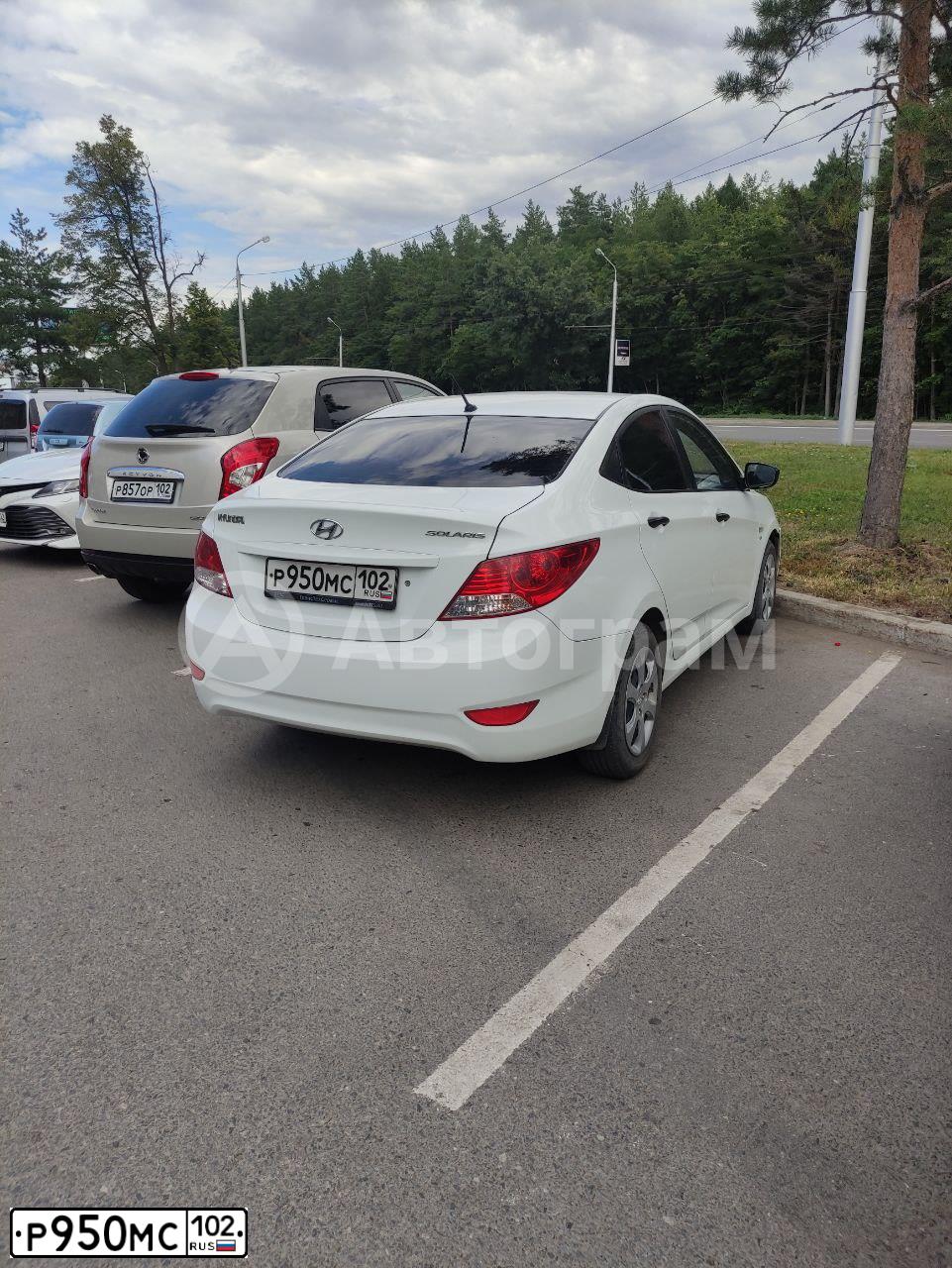 Фото автомобиля HYUNDAI SOLARIS, 2014 — госномер Р950МС102. Цвет: Белый