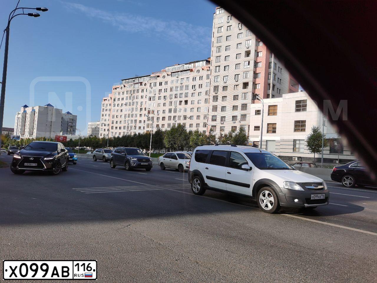 Фото автомобиля ЛАДА RS0Y5L LADA LARGUS, 2015 — госномер Е621ОК95. Цвет: ТЕМНО-КОРИЧНЕВЫЙ