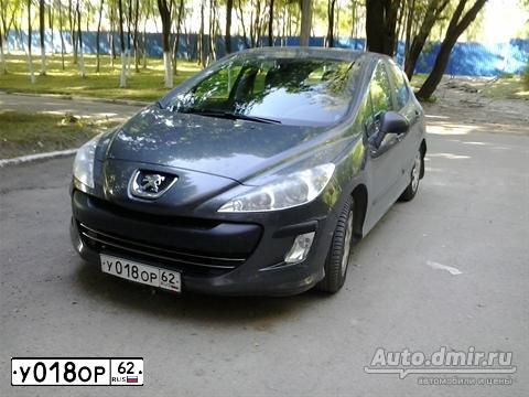 Фото автомобиля PEUGEOT 308, 2010 — госномер У015КО198. Цвет: ТЕМНО-СЕРЫЙ