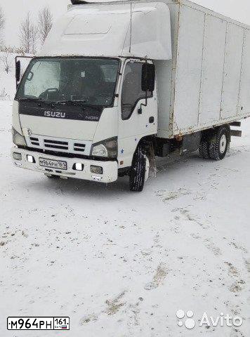 Фото автомобиля ISUZU NQR, 2008 — госномер У982МО199. Цвет: Белый