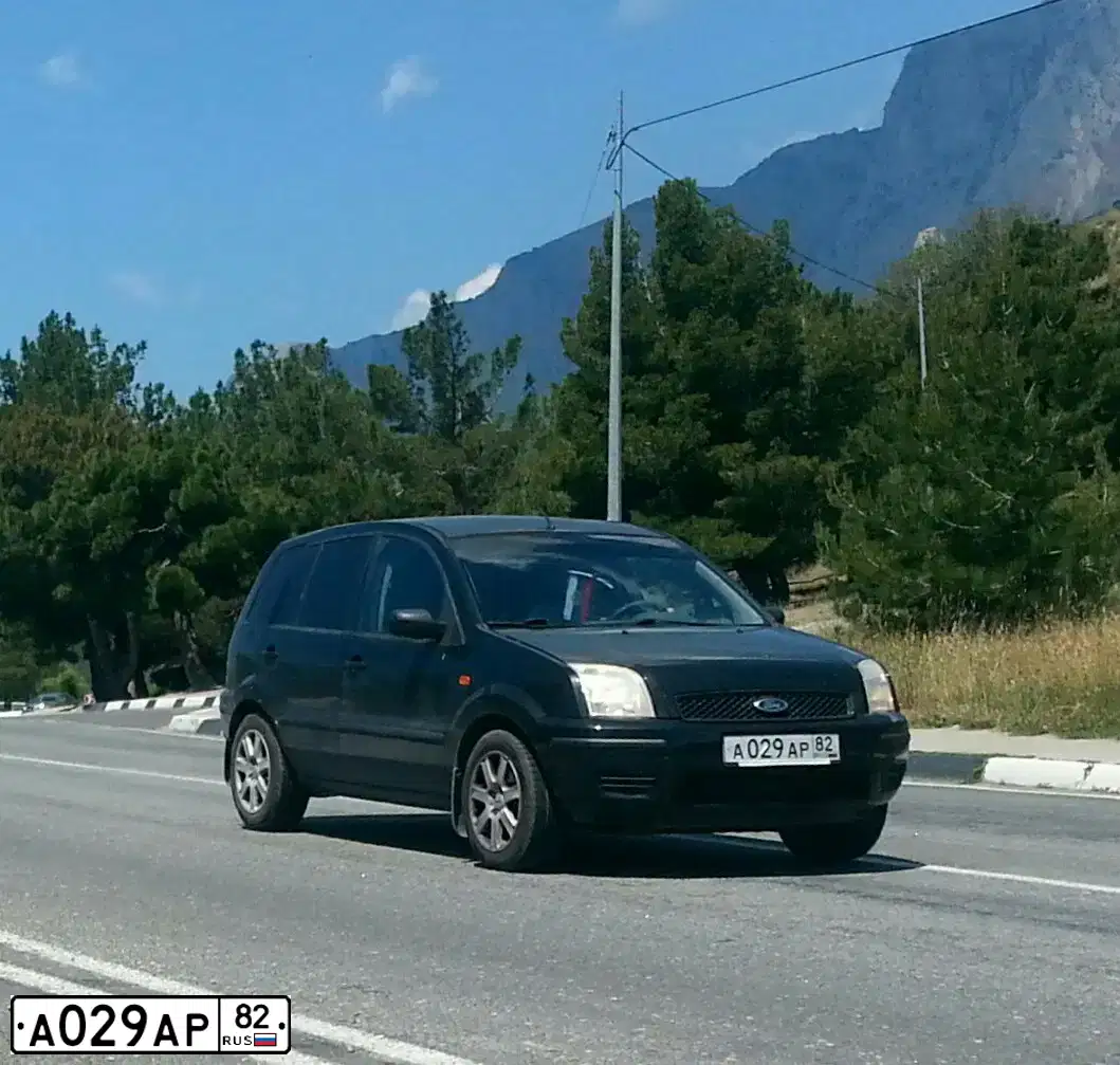 Фото автомобиля FORD FUSION, 2005 — госномер А029АР82. Цвет: ЧЕРНЫЙ
