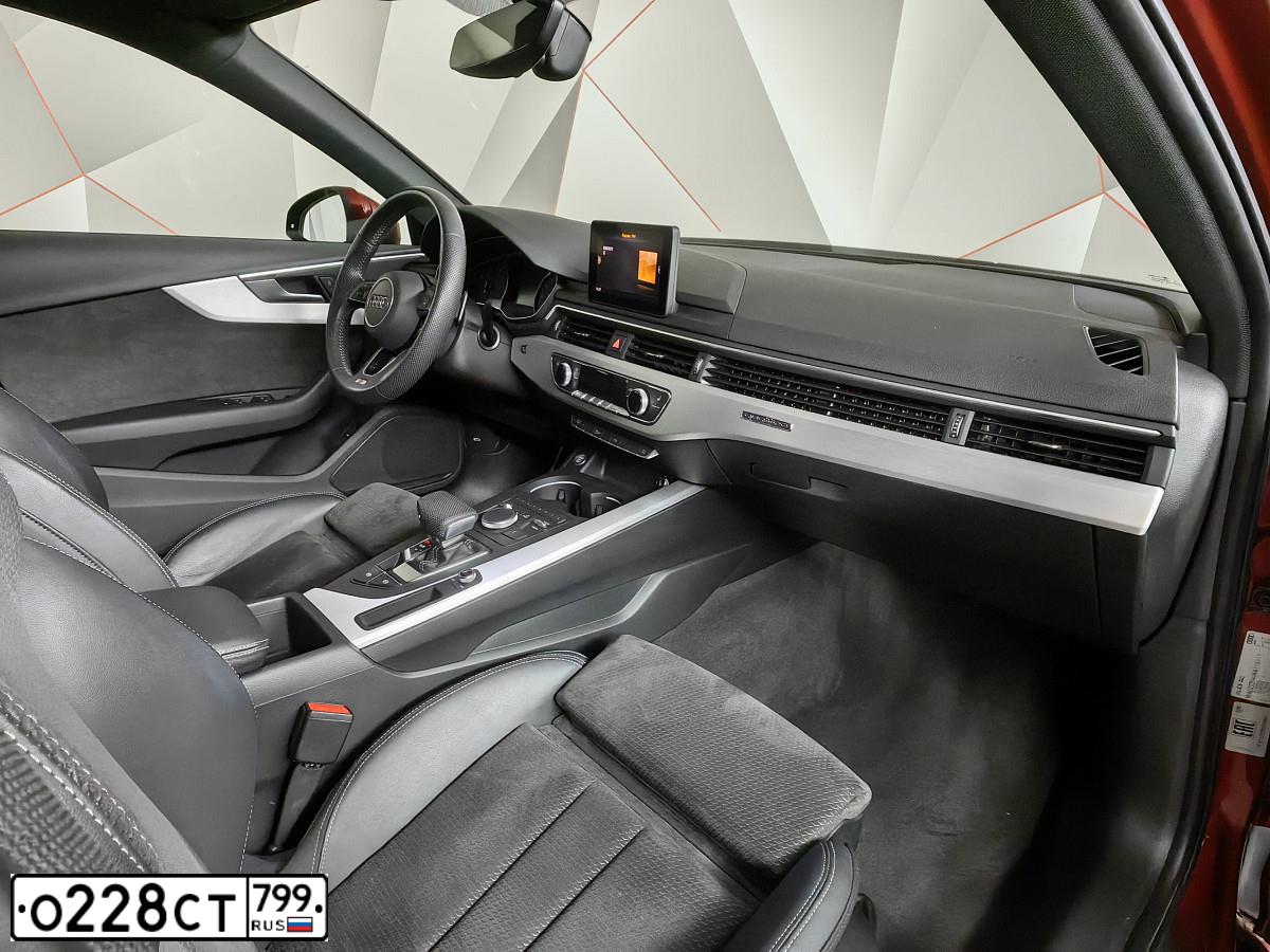 Фото автомобиля AUDI A4, 2019 — госномер С446ЕМ977