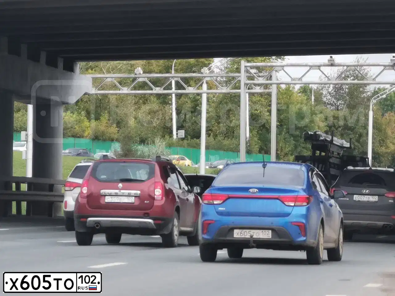 Фото автомобиля KIA RIO, 2019 — госномер Х605ТО102. Цвет: синий