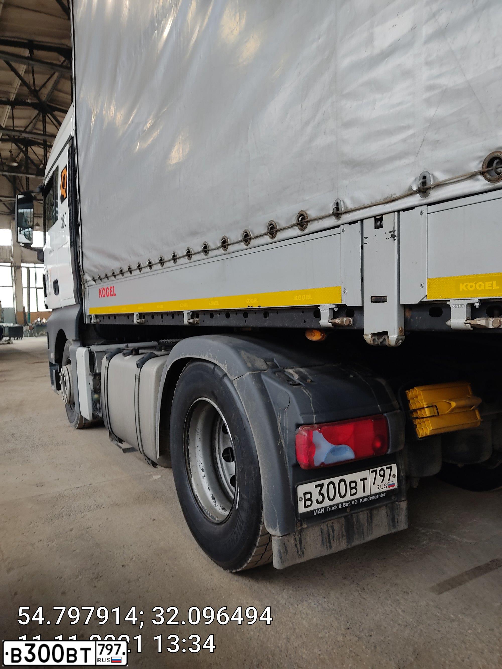 Фото автомобиля MAN TGX 18.XXX /4X2/, 2018 — госномер В300ВТ797. Цвет: Белый