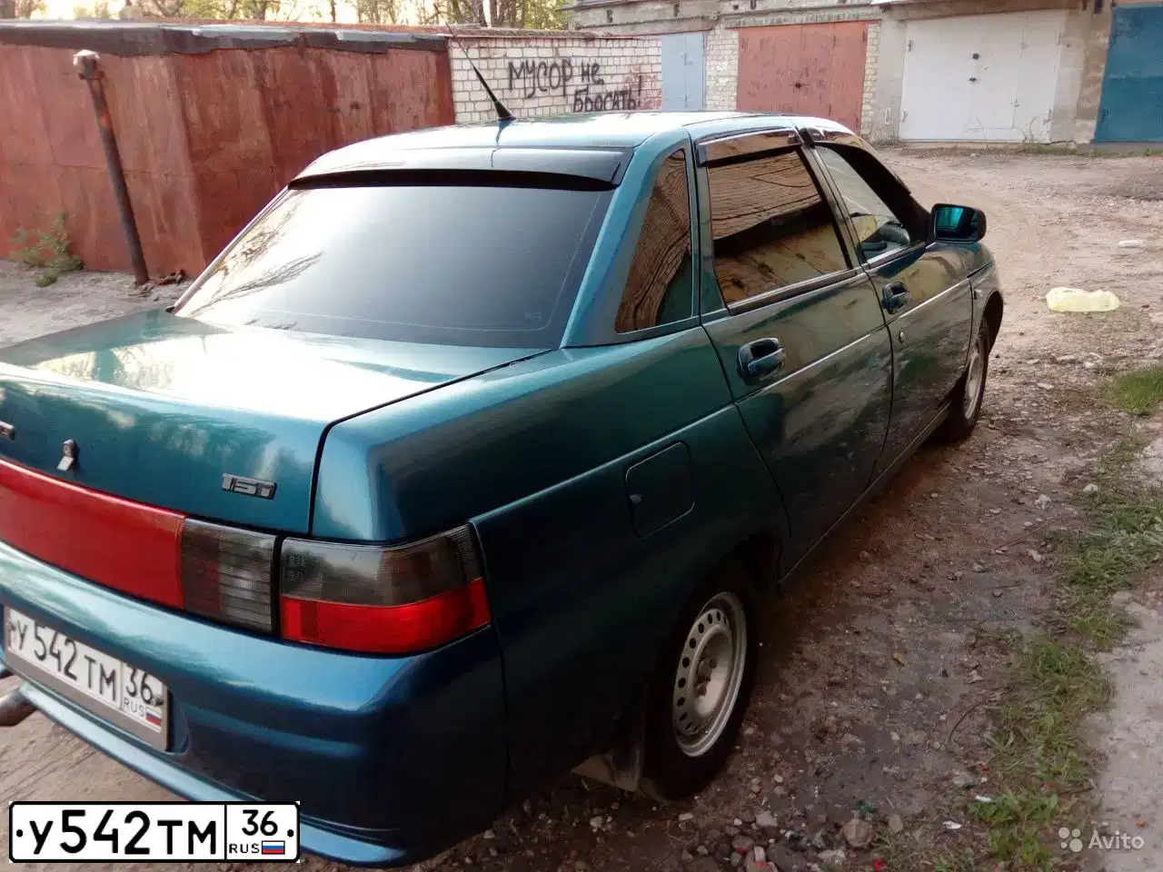 Фото автомобиля LADA 2110, 2004 — госномер У542ТМ36. Цвет: СИНЕ -ЗЕЛЕНЫЙ