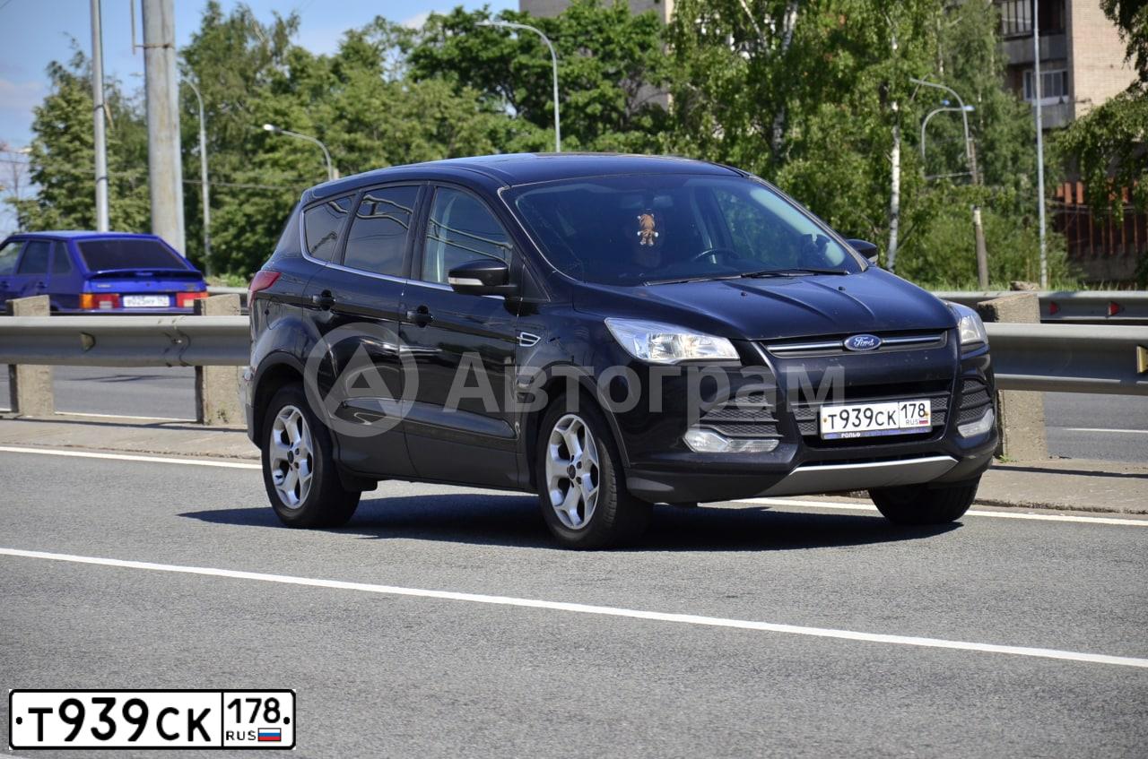 Фото автомобиля FORD KUGA, 2015 — госномер Т939СК178. Цвет: ЧЕРНЫЙ