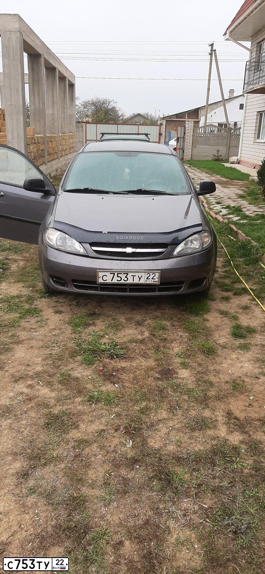 Фото автомобиля CHEVROLET LACETTI, 2012 — госномер С753ТУ22. Цвет: Серый