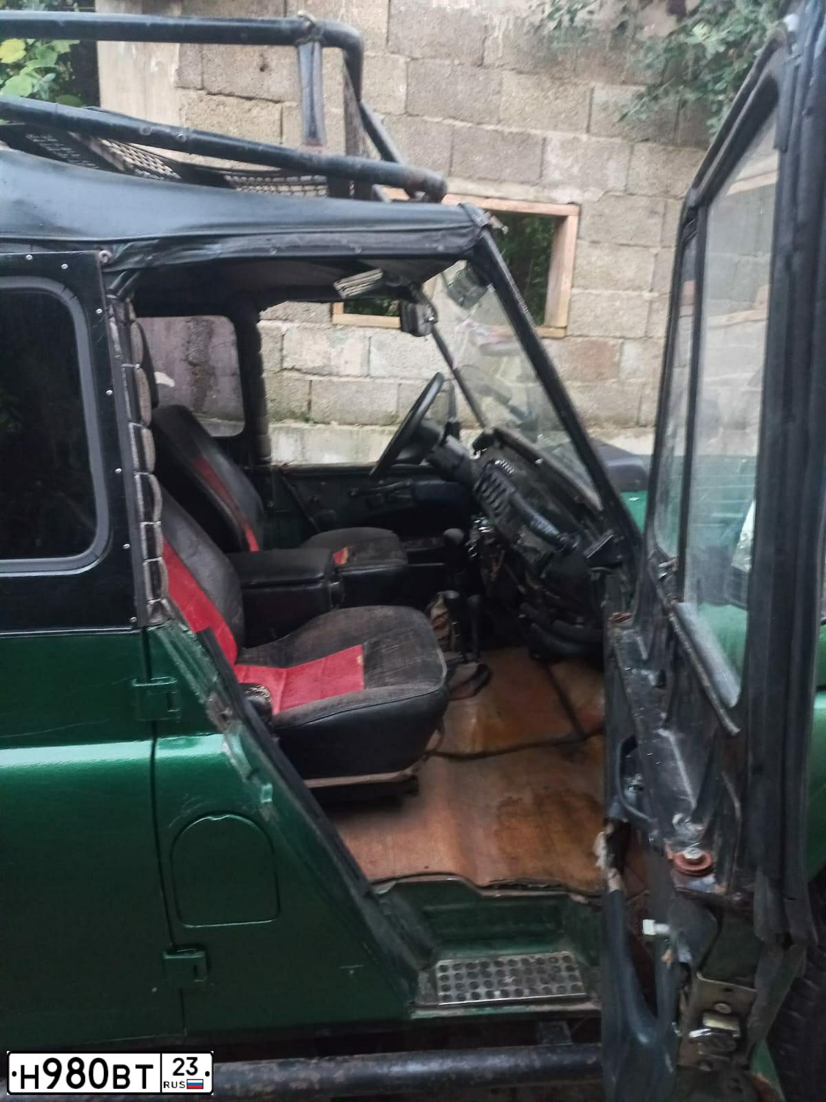 Фото автомобиля UAZ 3151 / HUNTER, 1992 — госномер Н980ВТ23. Цвет: Хаки