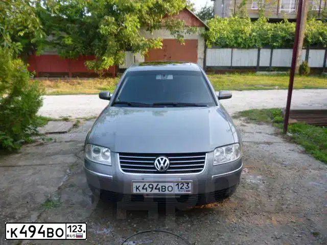 Фото автомобиля VOLKSWAGEN PASSAT, 2002 — госномер Н447ВА180. Цвет: СЕРЫЙ