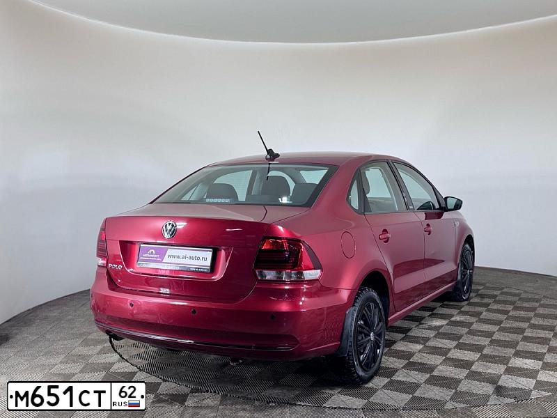 Фото автомобиля VOLKSWAGEN POLO, 2017 — госномер М651СТ62. Цвет: ВИШНЕВО-КРАСНЫЙ