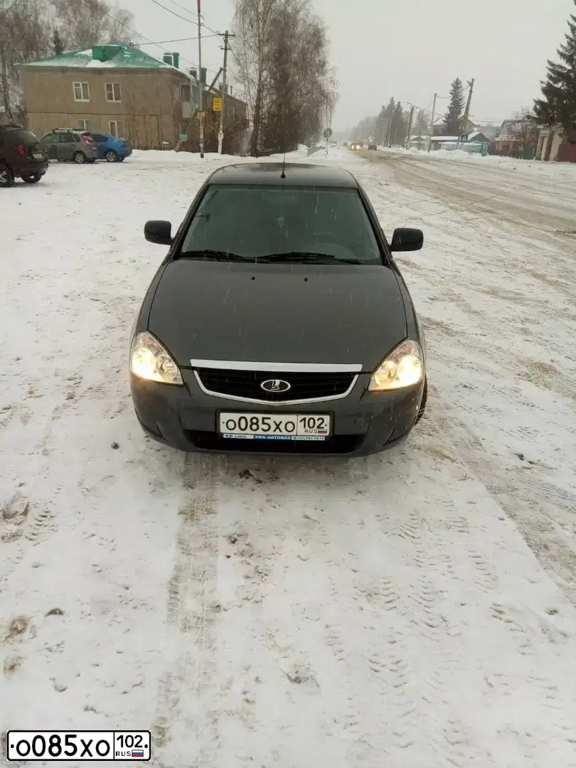 Фото автомобиля LADA 2172 PRIORA, 2013 — госномер О085ХО102. Цвет: СЕРЕБРИСТО-ТЕМНО-СЕРЫЙ