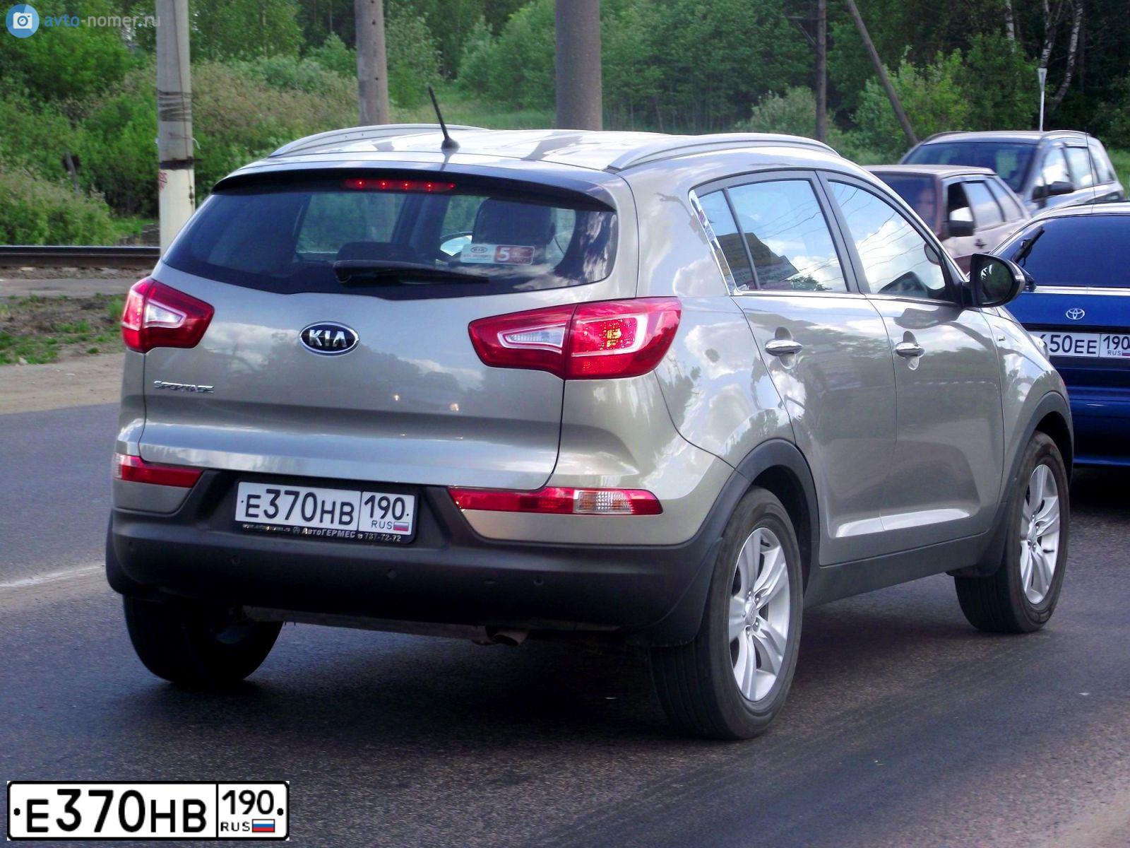 Фото автомобиля KIA SLS (SPORTAGE,SL,SLS), 2011 — госномер Р025ВУ40. Цвет: СЕРЕБРИСТЫЙ
