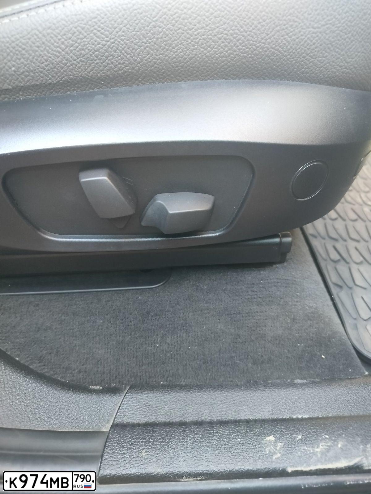 Фото автомобиля BMW X3, 2014 — госномер К974МВ790. Цвет: Коричневый