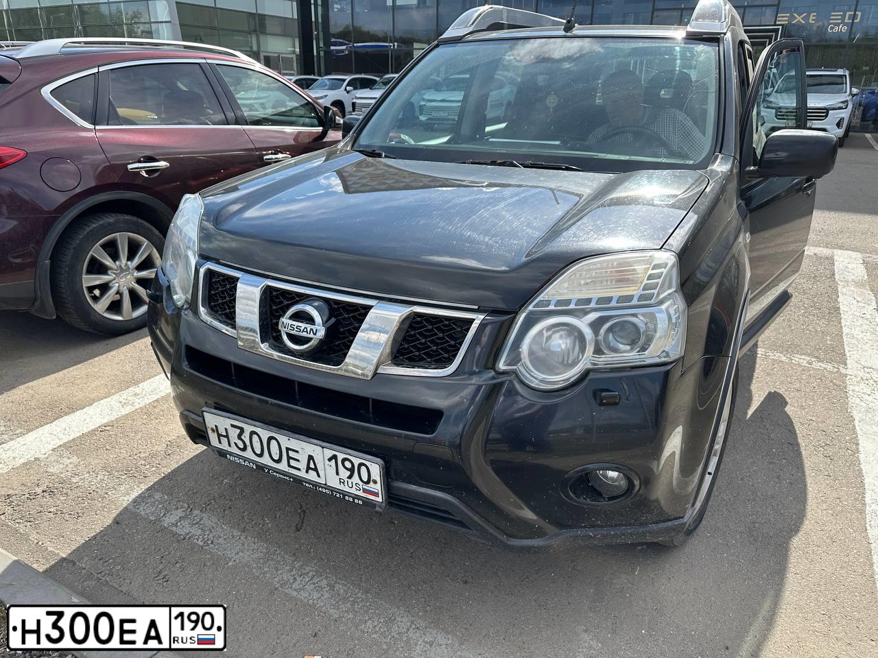 Фото автомобиля NISSAN X-TRAIL, 2013 — госномер О768КМ977