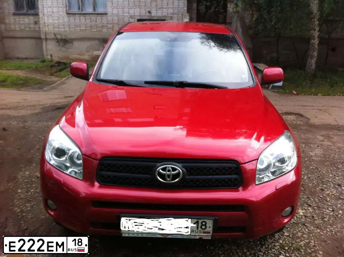 Фото автомобиля LADA 2115 SAMARA, 2005 — госномер У922НТ43. Цвет: СЕРЕБРИСТО-ЖЕЛТО-ГОЛУБОЙ