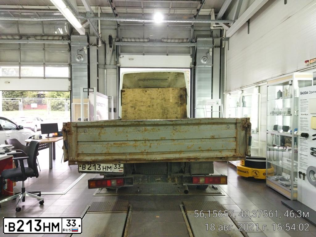 Фото автомобиля GAZ 3302 EL, 2012 — госномер В213НМ33. Цвет: БЕЛЫЙ