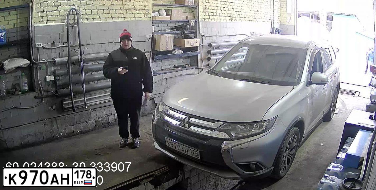Фото автомобиля NISSAN QASHQAI, 2011 — госномер К970АН178. Цвет: КРАСНЫЙ