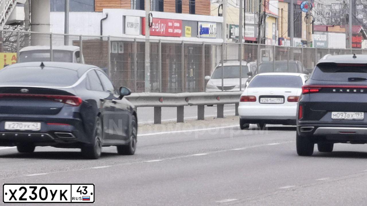 Фото автомобиля LADA XRAY GАВ110, 2021 — госномер Х230УК43. Цвет: БЕЛЫЙ