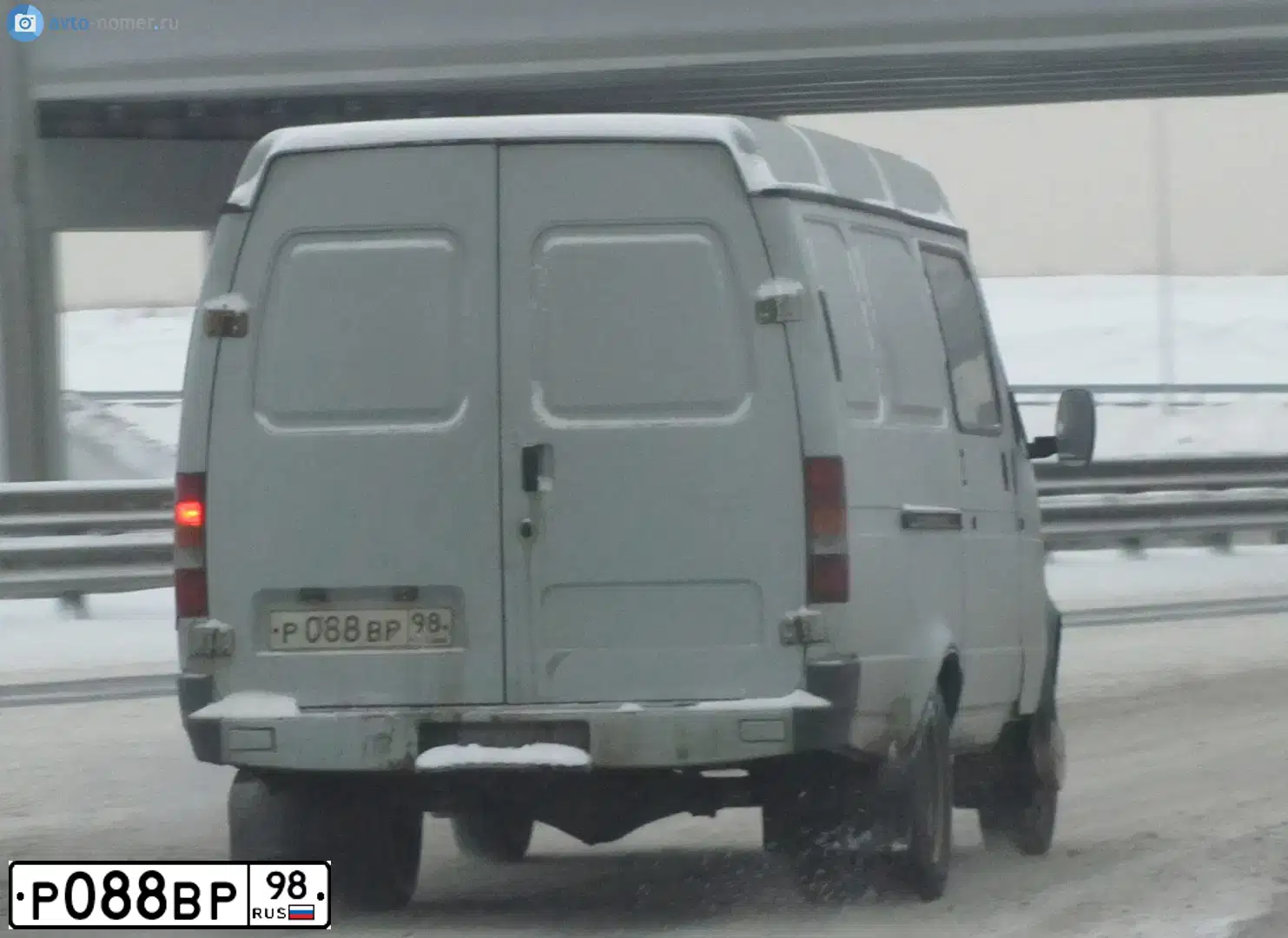 Фото автомобиля GAZ 2705 EL, 1997 — госномер Р088ВР98