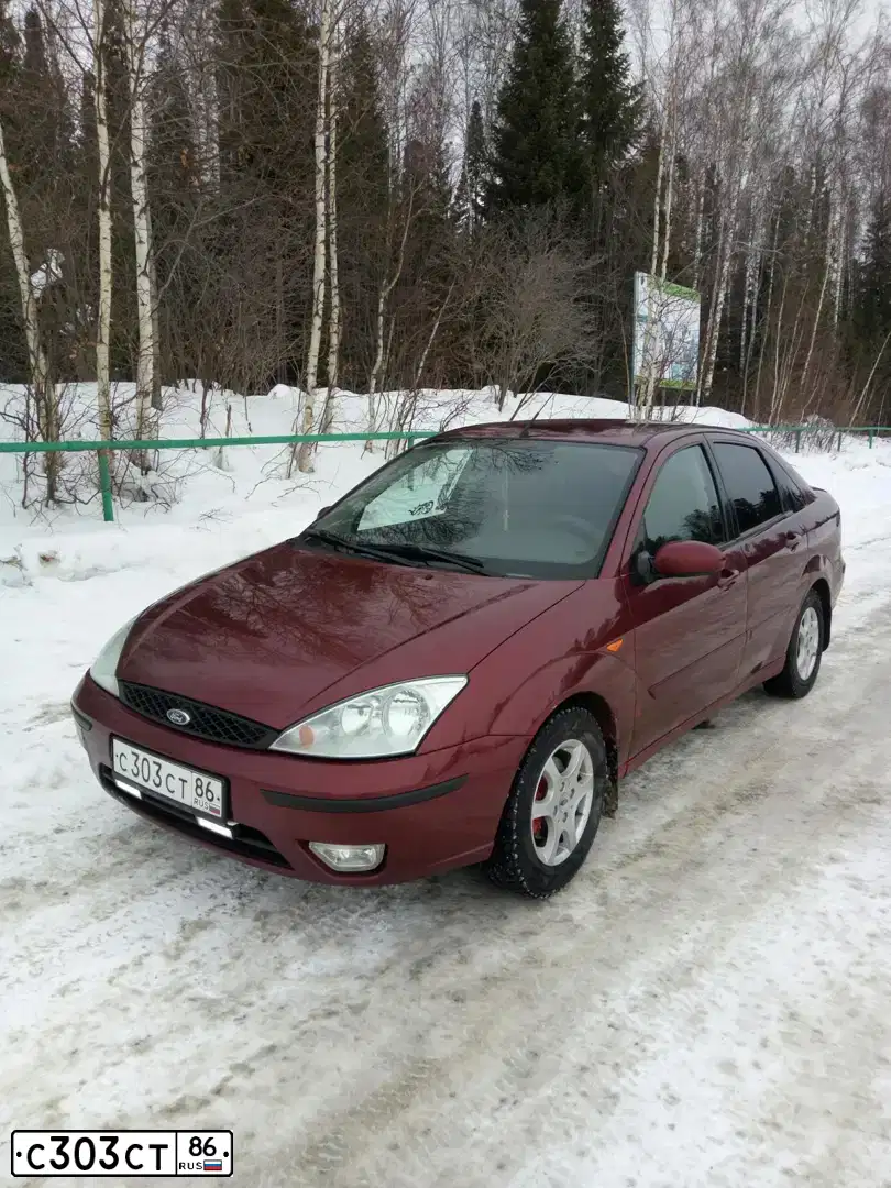 Фото автомобиля FORD FOCUS, 2004 — госномер А220ВВ156. Цвет: ВИШНЕВЫЙ