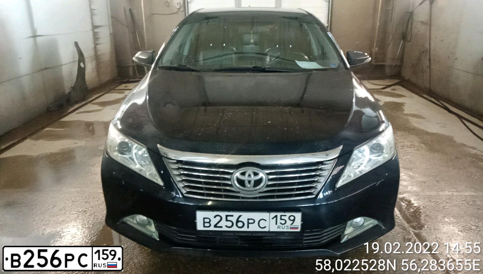 Фото автомобиля TOYOTA CAMRY, 2012 — госномер В256РС159. Цвет: ЧЕРНЫЙ МЕТАЛЛИК