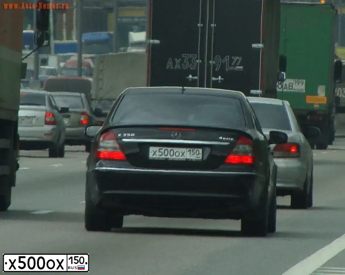 Фото автомобиля TOYOTA LAND CRUISER 120, 2007 — госномер К031ВО977. Цвет: ЧЕРНЫЙ