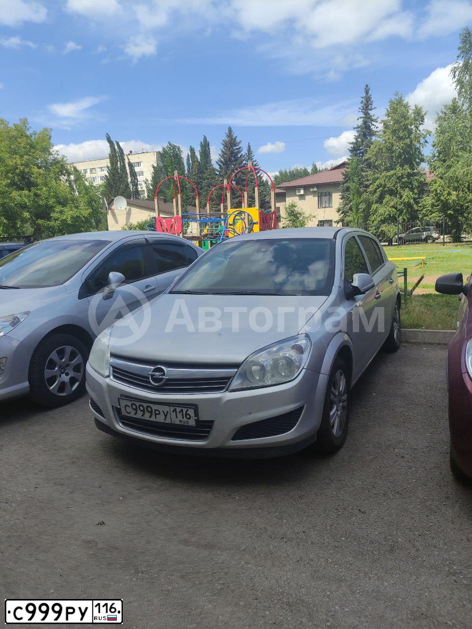 Фото автомобиля CHEVROLET NIVA, 2010 — госномер С999РУ116. Цвет: темный серо-зеленый металлик