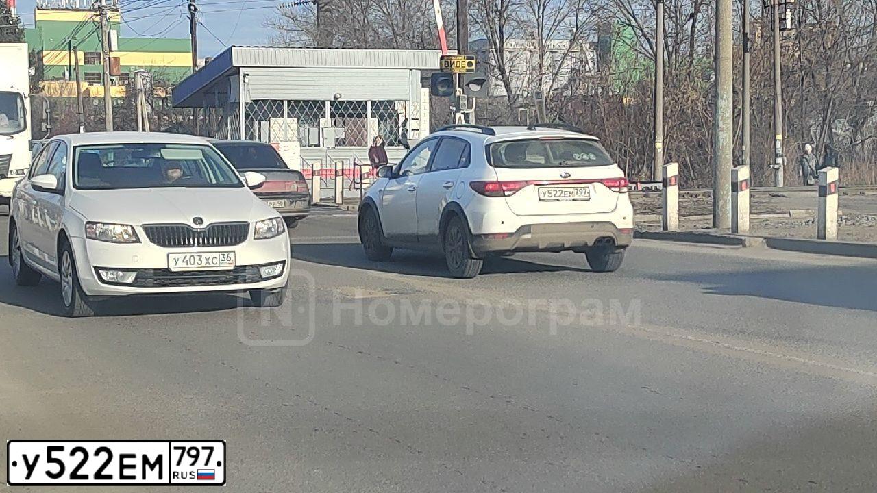 Фото автомобиля KIA RIO, 2018 — госномер У522ЕМ797. Цвет: БЕЛЫЙ