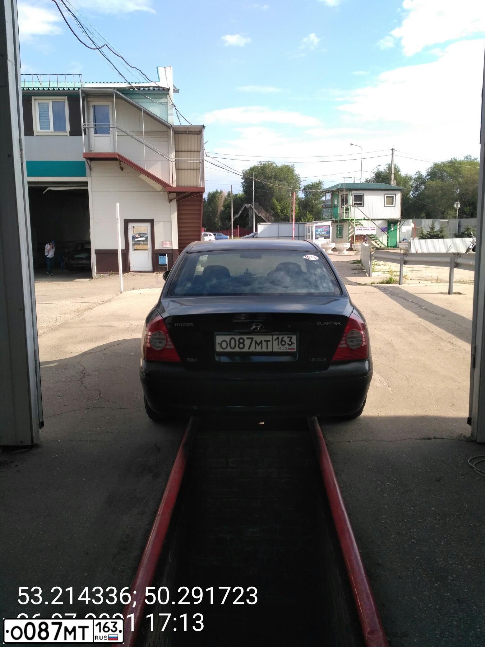 Фото автомобиля HYUNDAI ELANTRA, 2006 — госномер О087МТ163. Цвет: ЧЕРНЫЙ