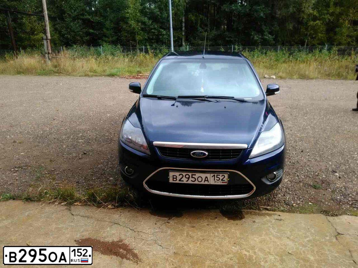 Фото автомобиля FORD FOCUS, 2010 — госномер К959УЕ62. Цвет: Темно-синий
