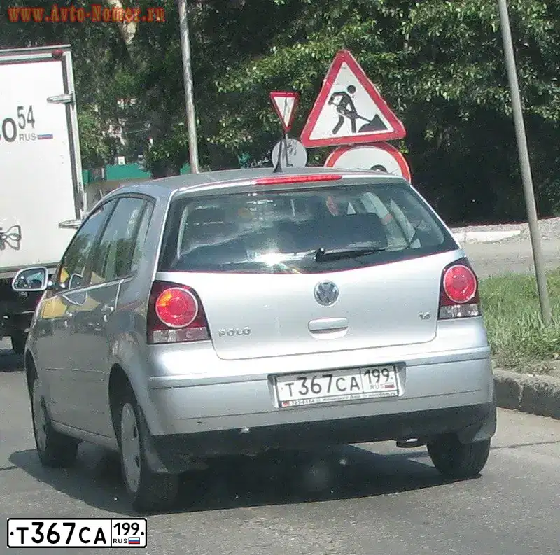 Фото автомобиля VOLKSWAGEN POLO, 2008 — госномер Т367СА199. Цвет: СЕРЫЙ