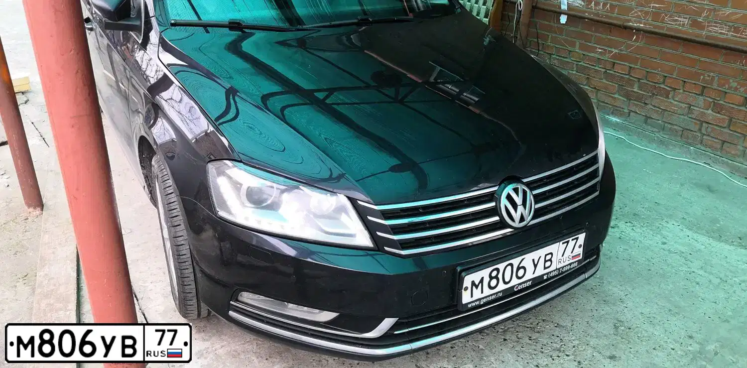 Фото автомобиля VOLKSWAGEN PASSAT, 2012 — госномер М806УВ77. Цвет: ЧЕРНЫЙ