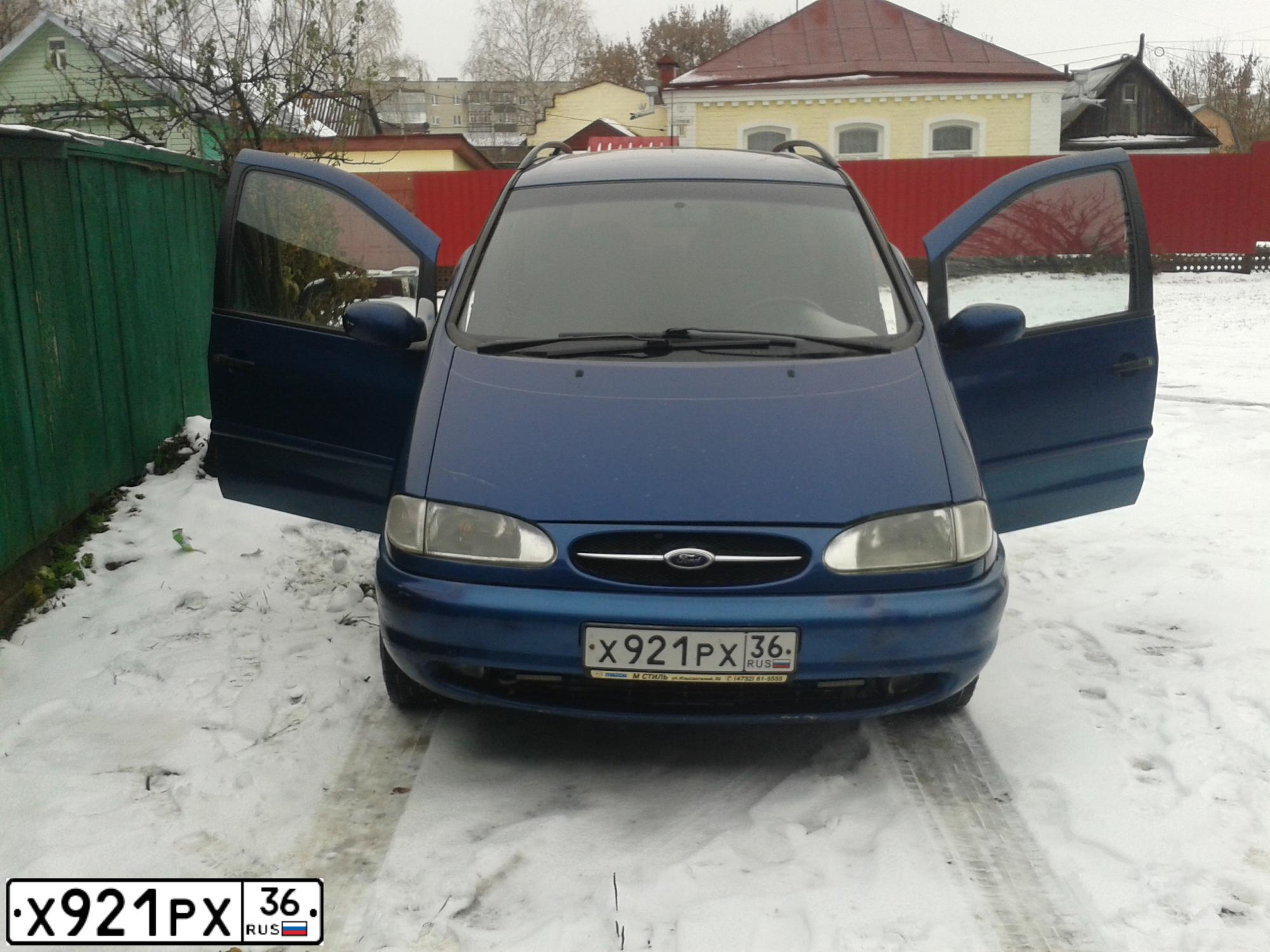 Фото автомобиля FORD GALAXY, 1998 — госномер О140НО68. Цвет: СИНИЙ
