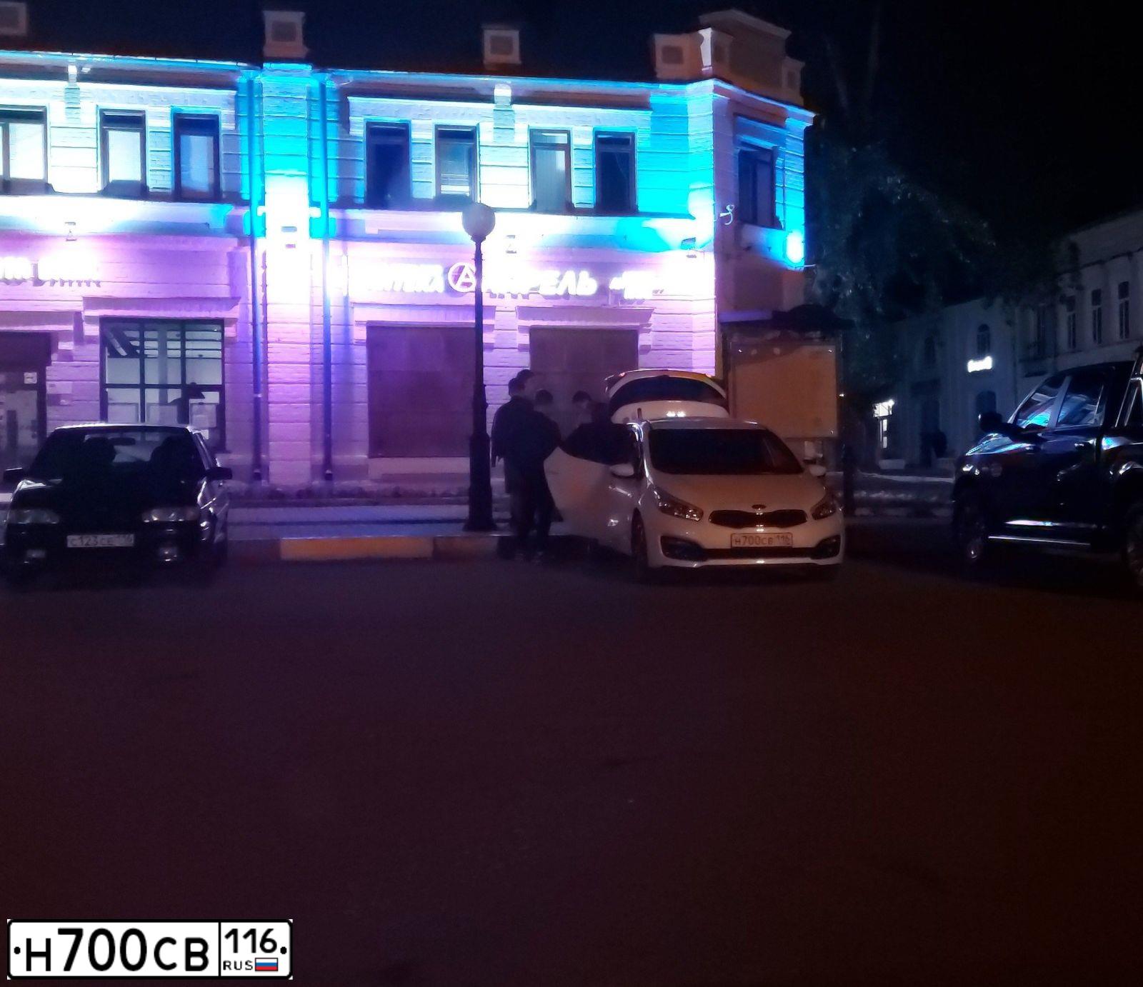 Фото автомобиля KIA RIO, 2020 — госномер Н700СВ116. Цвет: синий