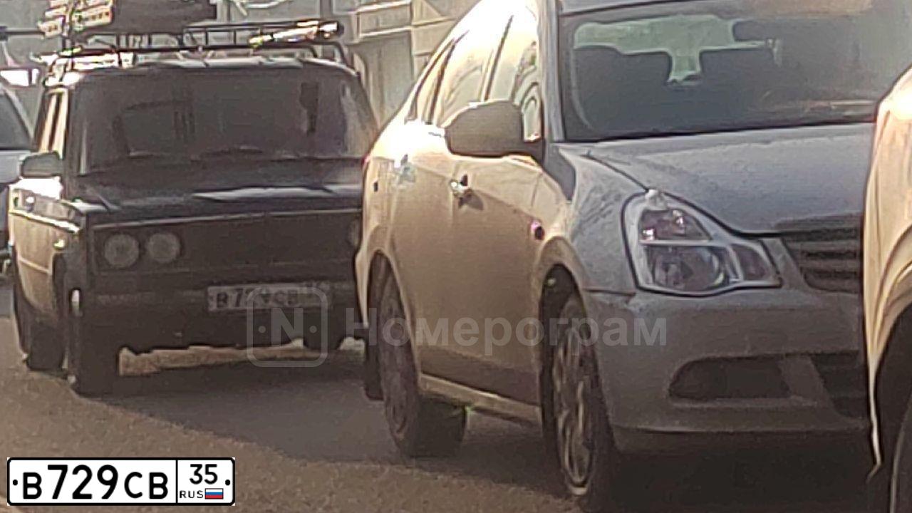 Фото автомобиля HONDA CIVIC, 2007 — госномер В792СВ35. Цвет: ЧЕРНЫЙ
