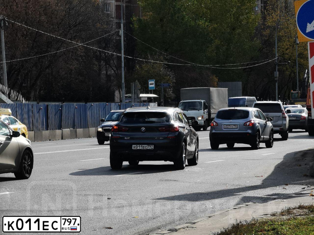 Фото автомобиля BMW X2 XDRIVE18D, 2021 — госномер А901СР790. Цвет: СЕРЫЙ