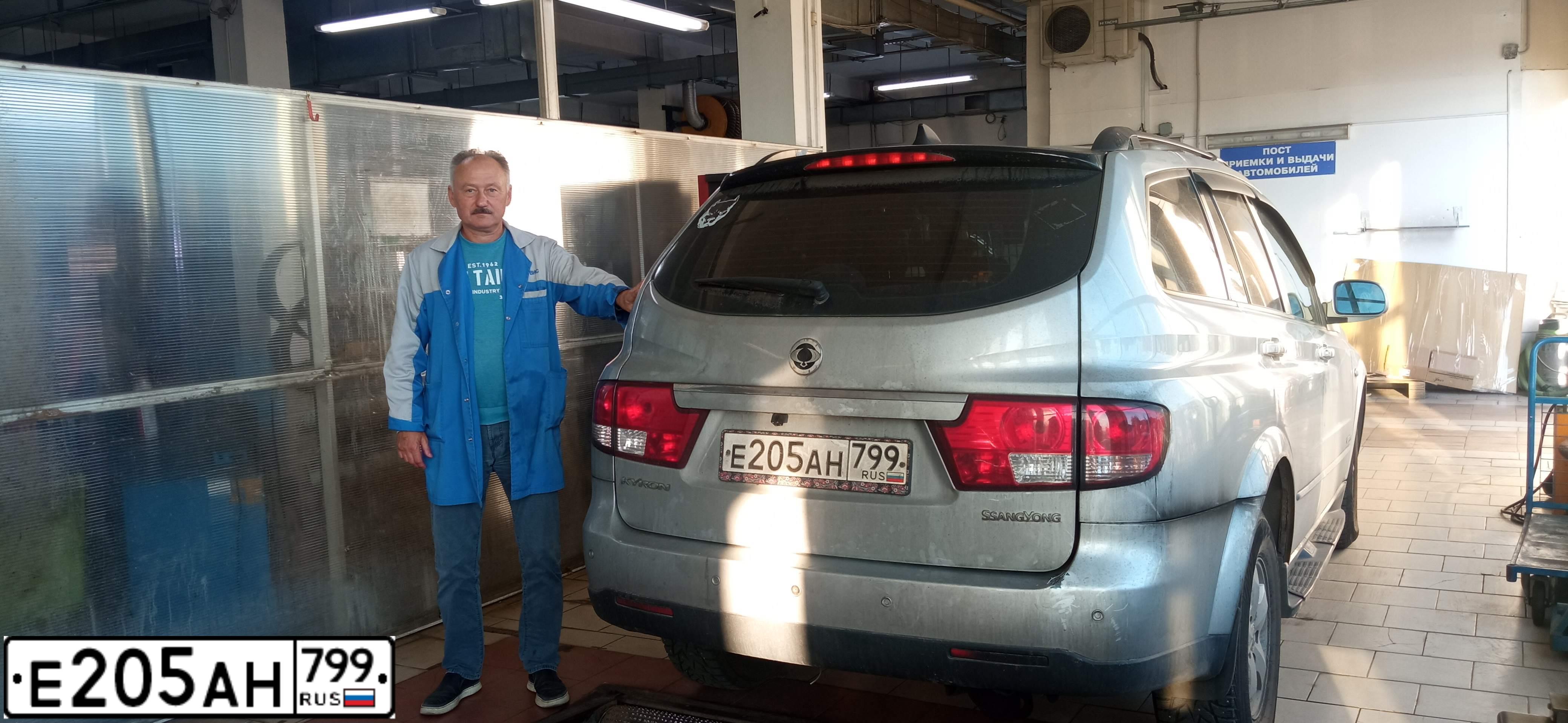 Фото автомобиля SSANGYONG KYRON, 2010 — госномер О717КН71. Цвет: СЕРЕБРИСТЫЙ