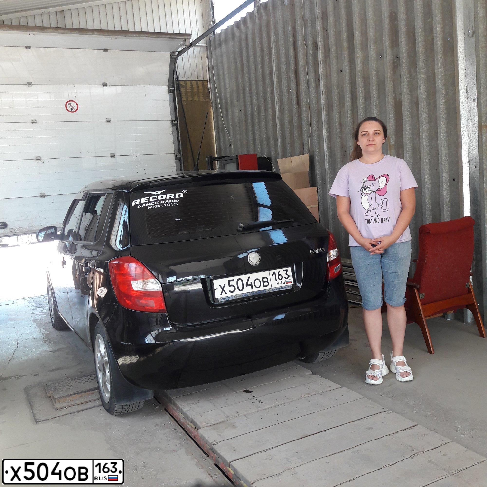 Фото автомобиля SKODA FABIA, 2008 — госномер Х504ОВ163. Цвет: ЧЕРНЫЙ