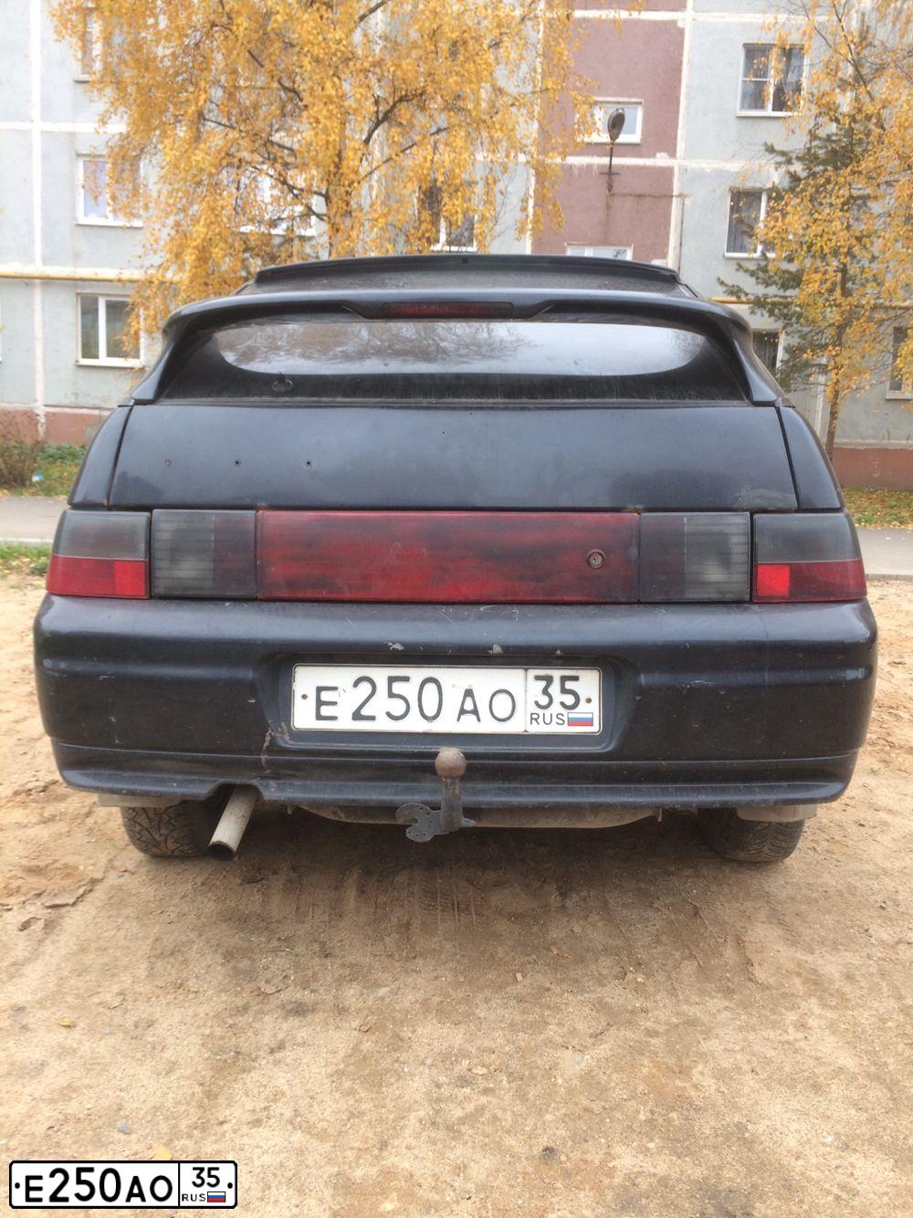 Фото автомобиля LADA 2112 LADA, 2005 — госномер М389КХ35. Цвет: ГРАФИТОВЫЙ МЕТАЛЛИК
