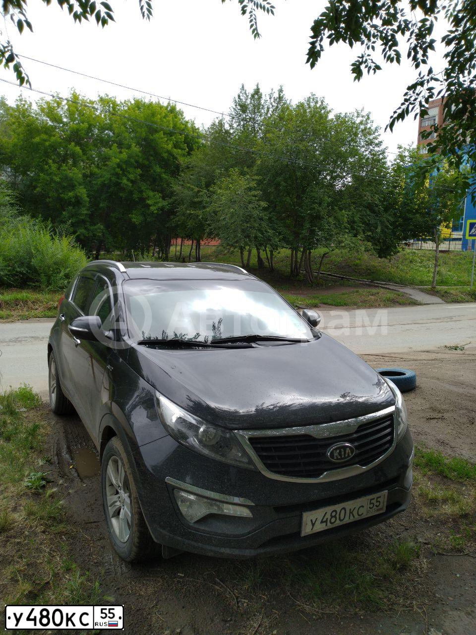 Фото автомобиля KIA SPORTAGE, 2010 — госномер У480КС55. Цвет: ЧЕРНЫЙ ПЕРЛАМУТР