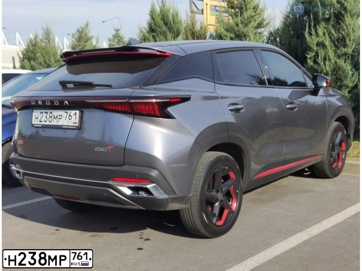 Фото автомобиля OMODA  C5, 2022 — госномер Н238МР761. Цвет: СЕРЫЙ
