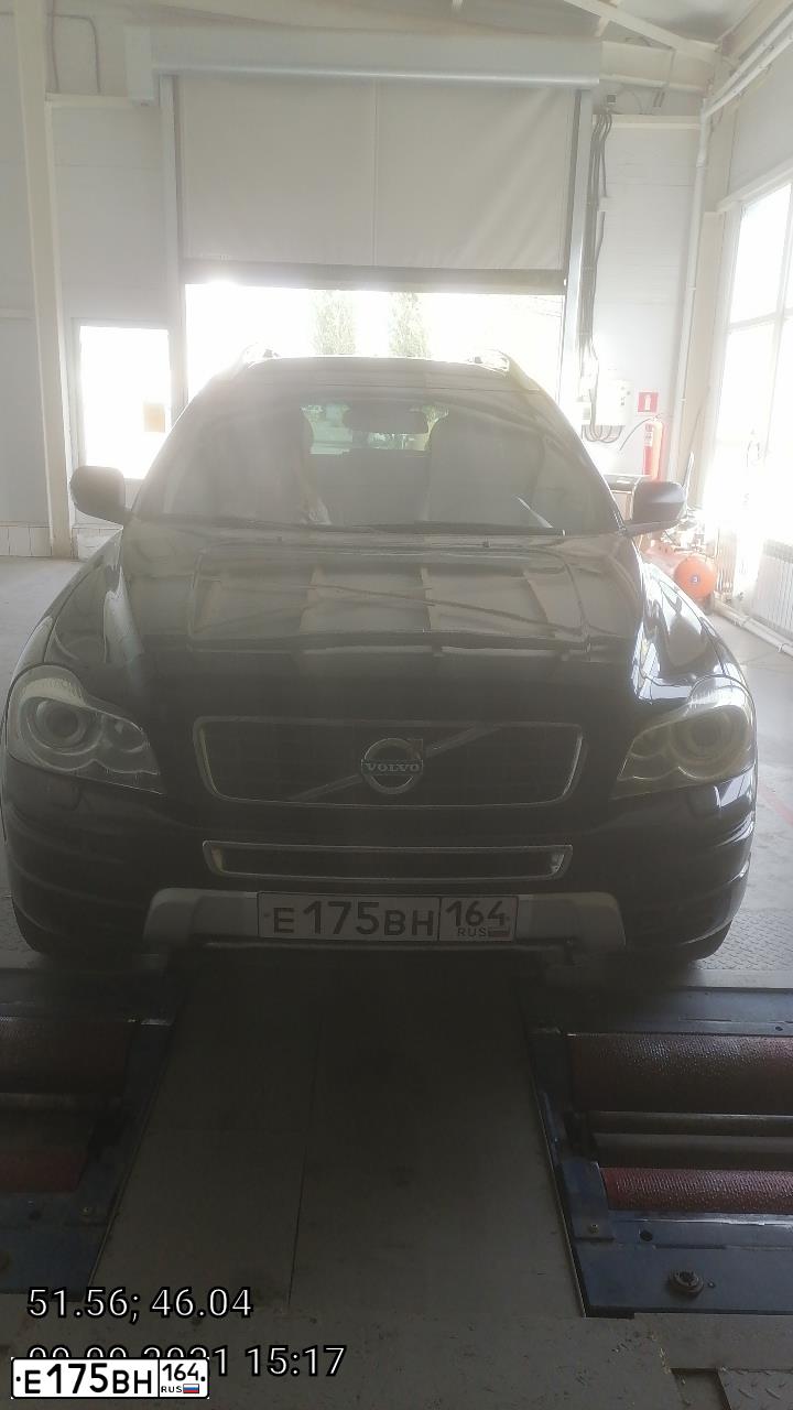 Фото автомобиля VOLVO XC90, 2012 — госномер К339ТХ164. Цвет: ЧЕРНЫЙ