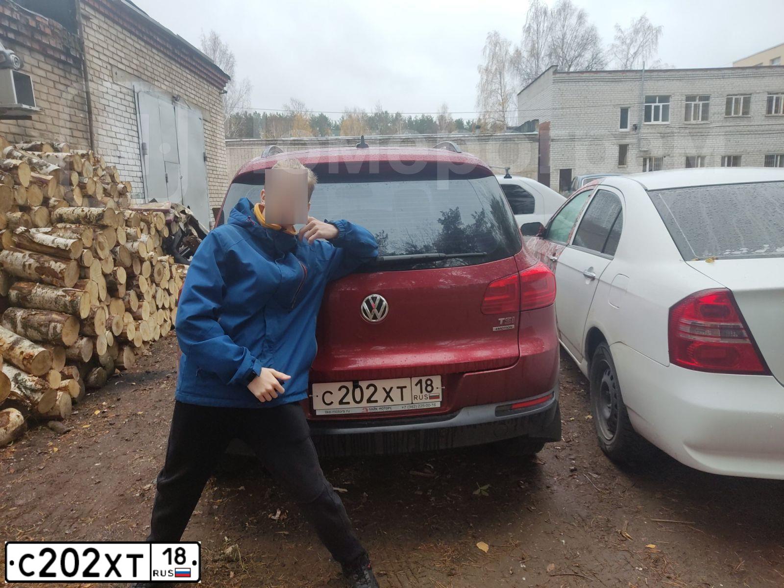 Фото автомобиля MAZDA 6, 2005 — госномер С202ХТ18. Цвет: Серебристый