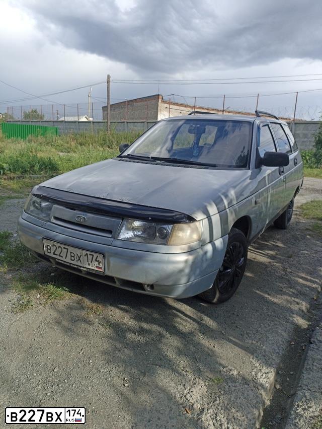 Фото автомобиля LADA 2111 LADA, 2001 — госномер В227ВХ174. Цвет: СЕРЕБРИСТО-ГОЛУБОЙ