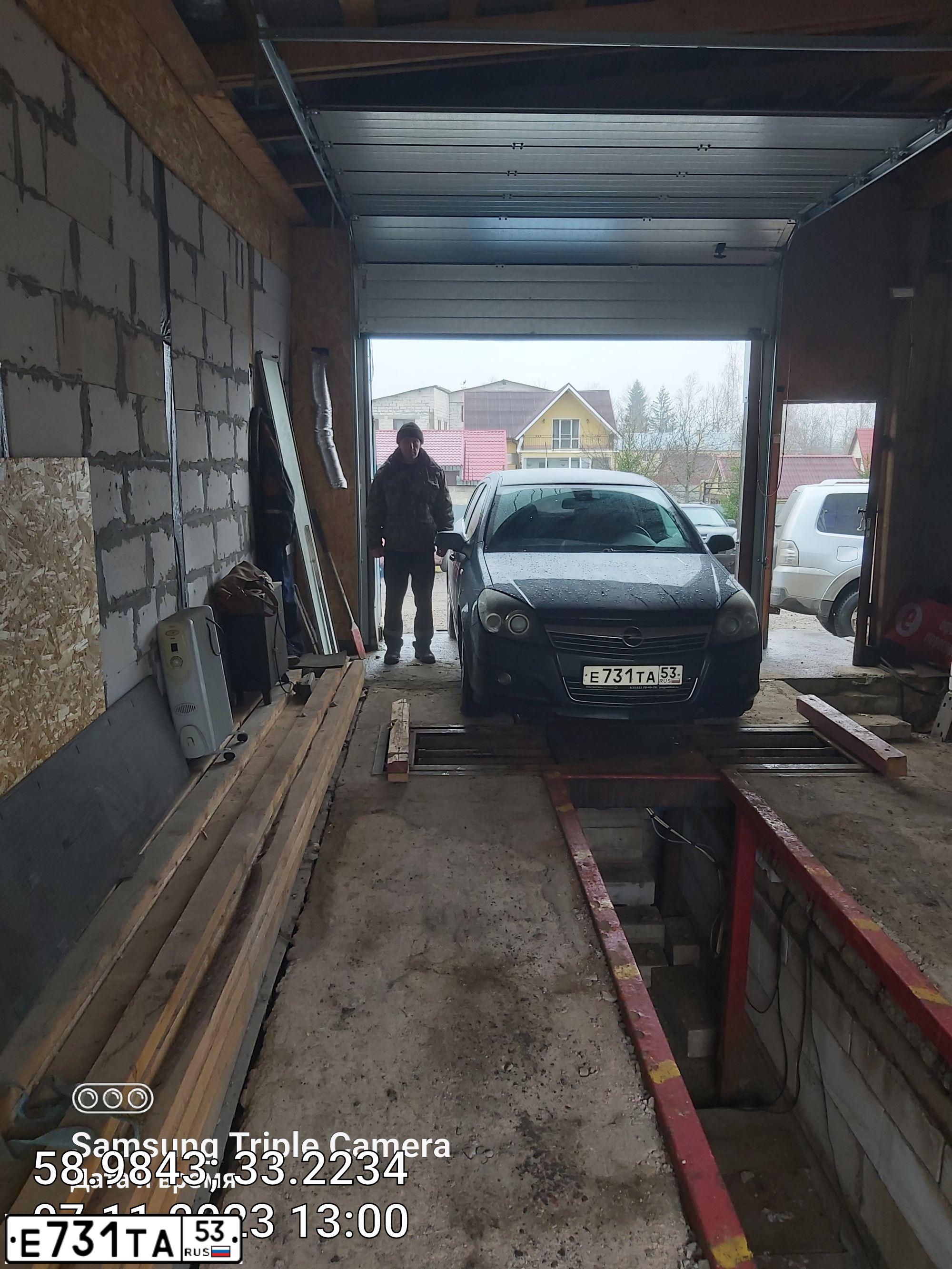 Фото автомобиля OPEL ASTRA, 2007 — госномер К176КЕ53. Цвет: ТЕМНО-СЕРЫЙ