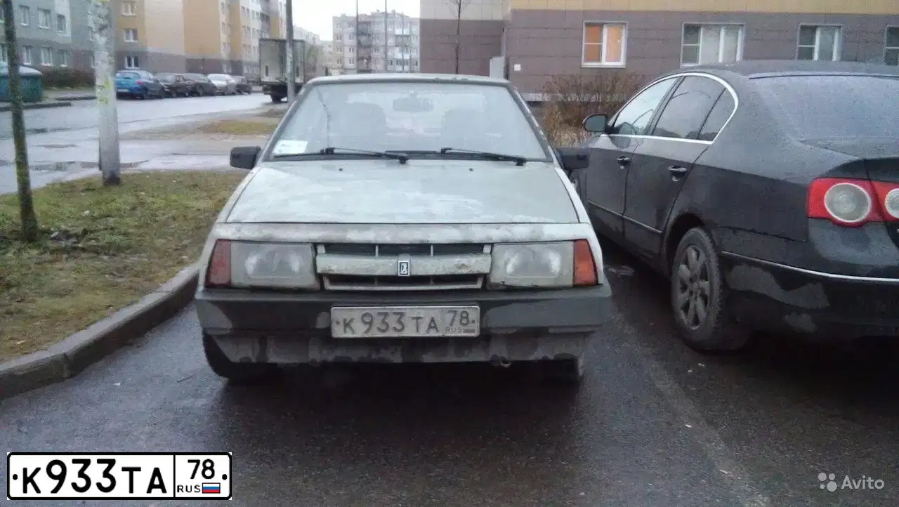 Фото автомобиля VAZ 2109 SAMARA, 1991 — госномер К933ТА78. Цвет: СЕРЫЙ